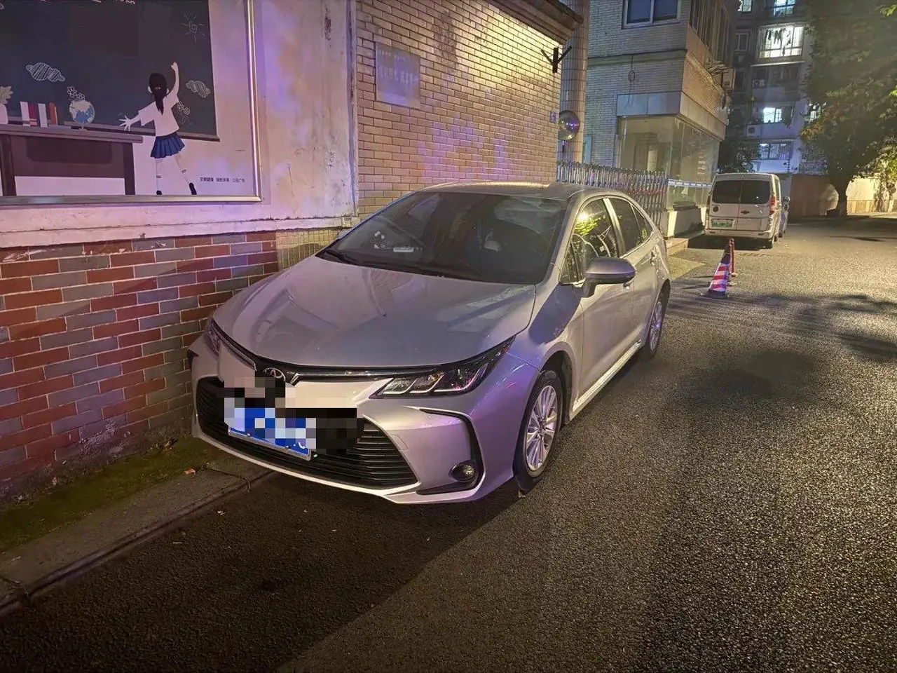 Open image lightbox: Toyota 2023 Corolla 1.2T Stepless Pioneer Edition Automatic Gear