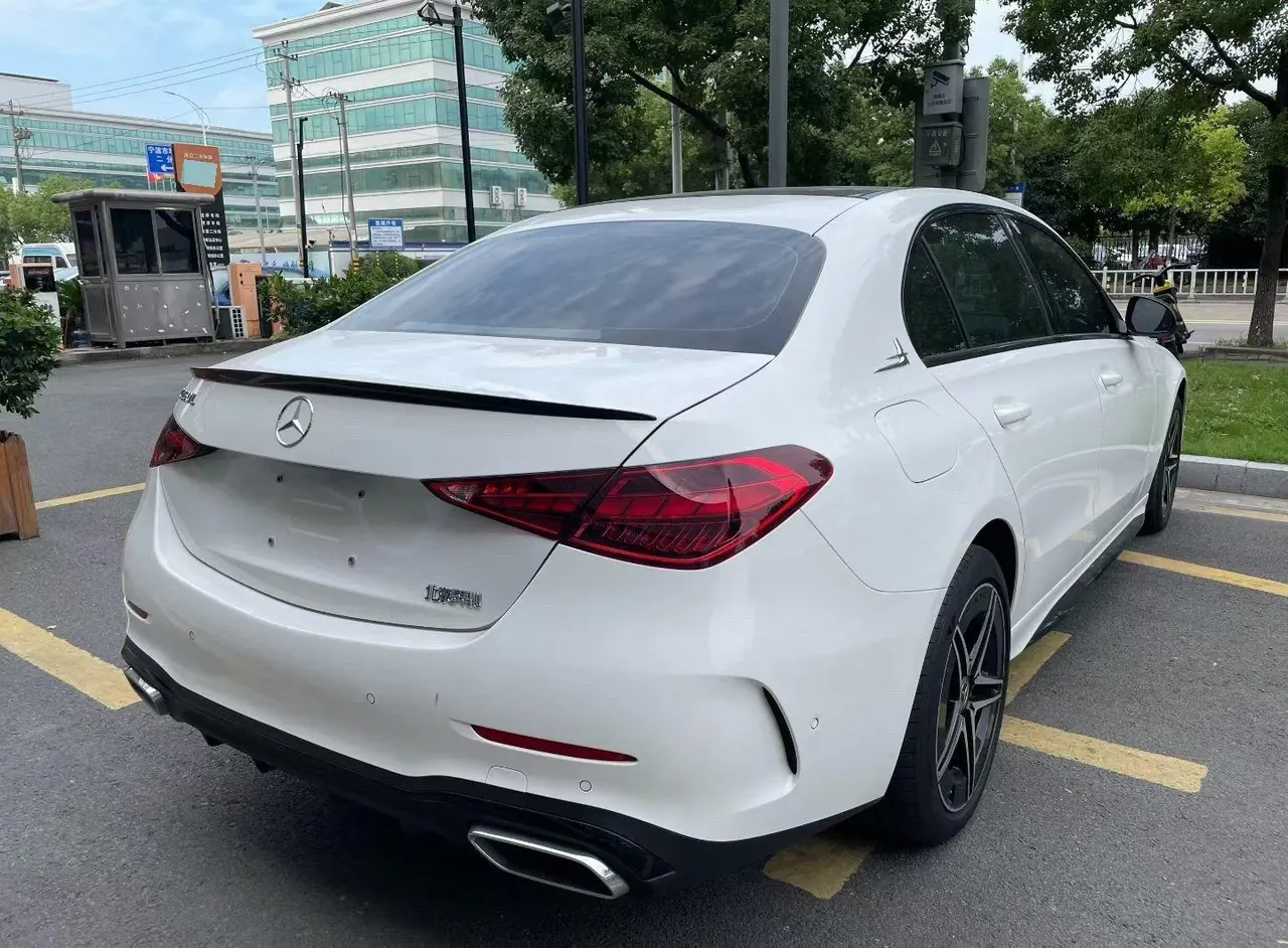 Mercedes Benz Class C 2023 C 260 L 48V 1.5T Hao Night Sports Edition Automatic Gear 3