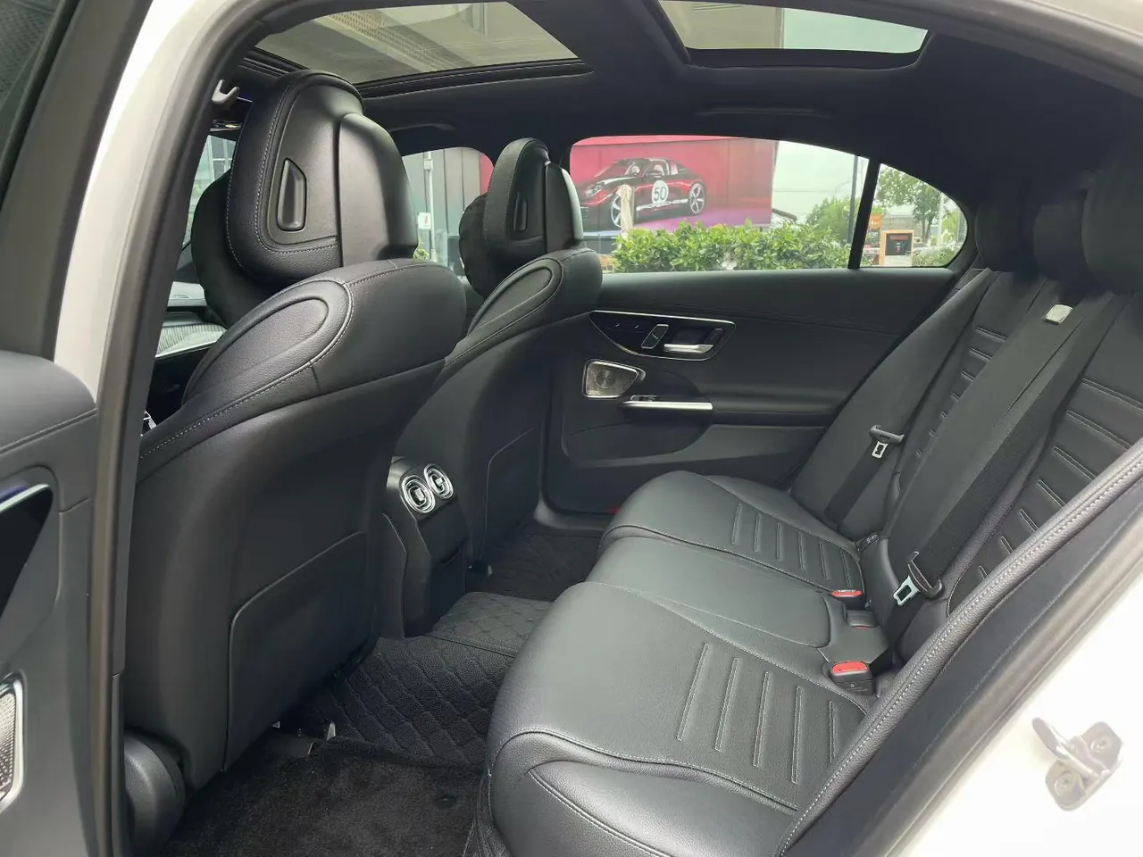 Mercedes Benz Class C 2023 C 260 L 48V 1.5T Hao Night Sports Edition Automatic Gear 8