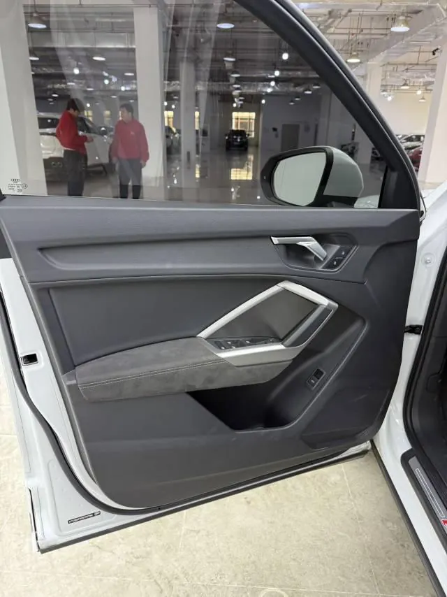 Audi 2023 Q3 1.4TFSI 35TFSI Fashion Dynamic Automatic 22