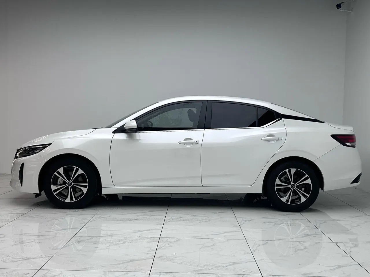 Nissan 2023 Sylphy 1.6 Stepless Pleasant Edition Automatic Gear 3