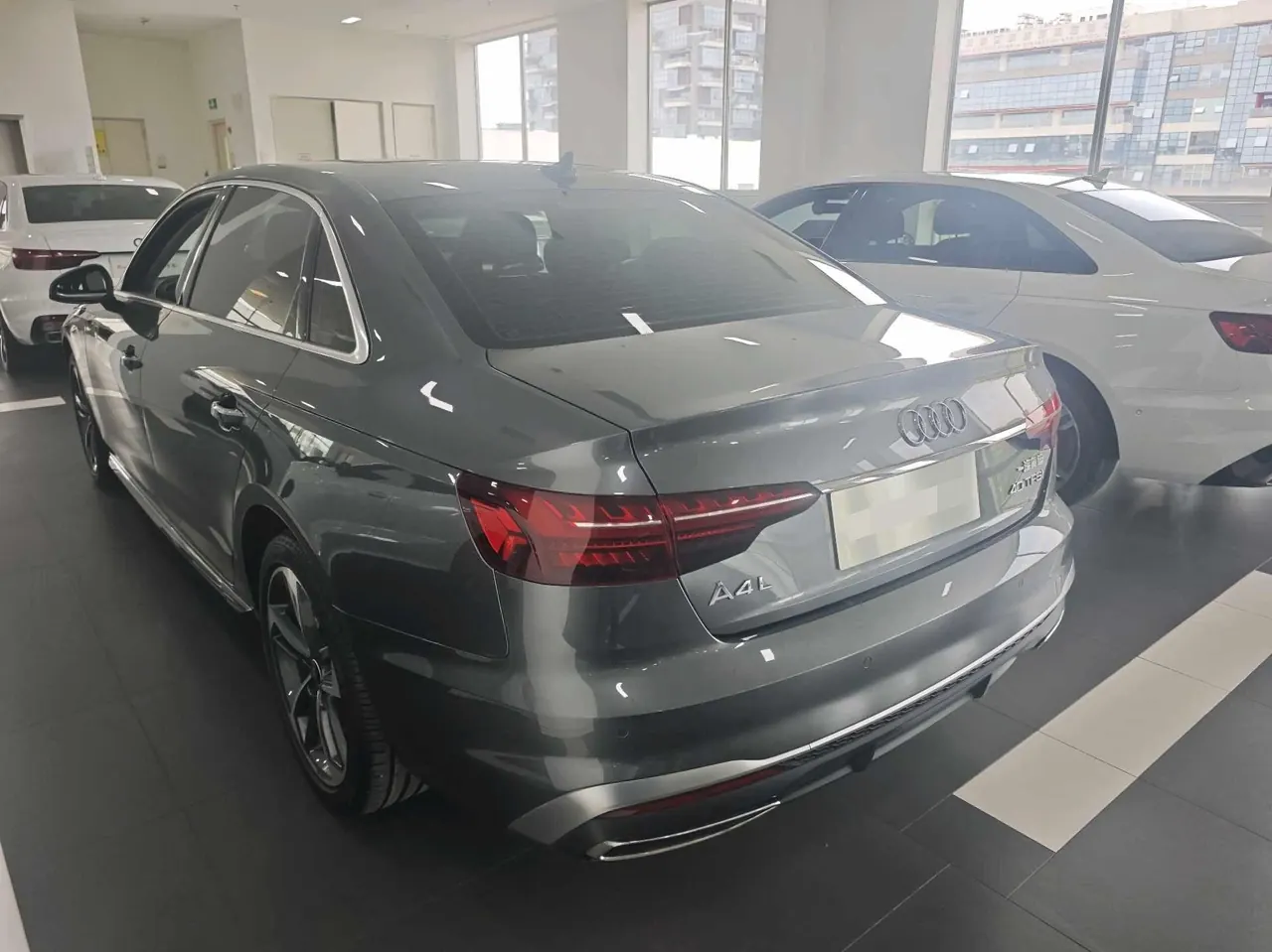 Audi 2023 A4L 2.0TFSI 40TFSI Fashion Dynamic Automatic 7
