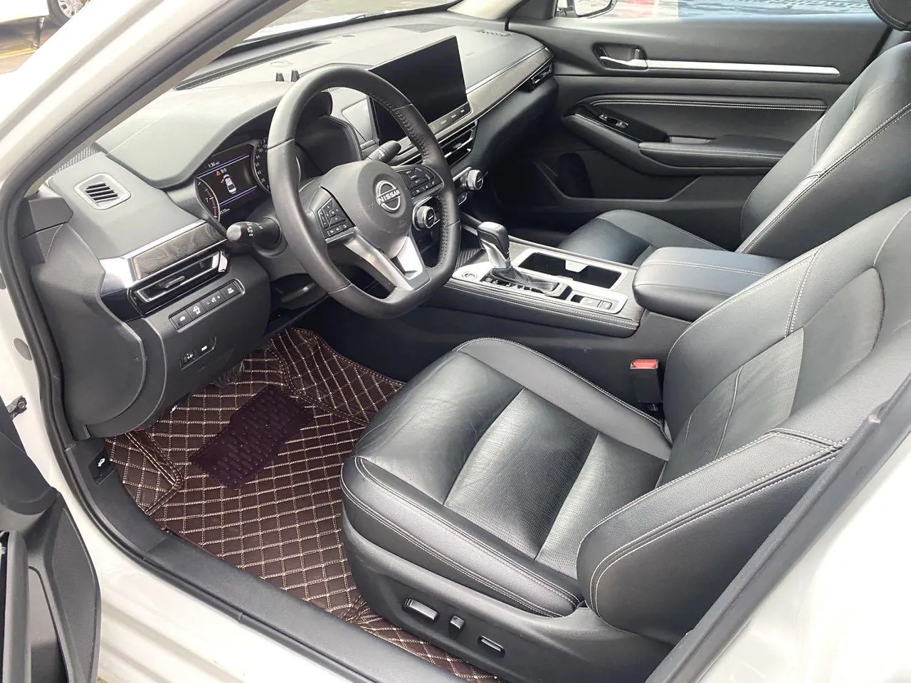 Nissan 2022 Teana 2.0 Stepless XL-TLS Pleasant Edition Automatic Gear 5