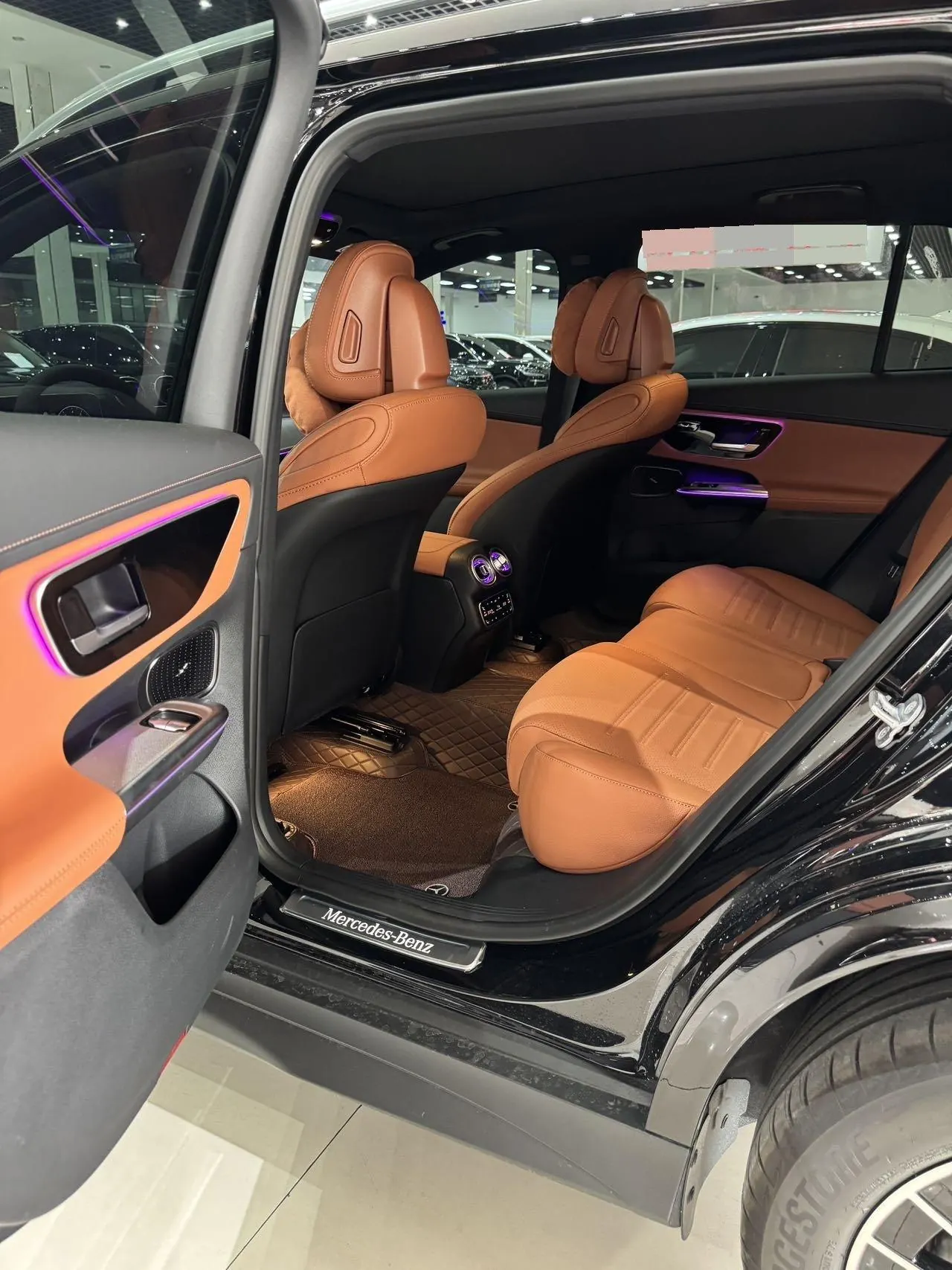 Mercedes Benz 2026 GLC 260 L 4MATIC 48V 2.0T Luxury 5-seat Automatic Gear 4