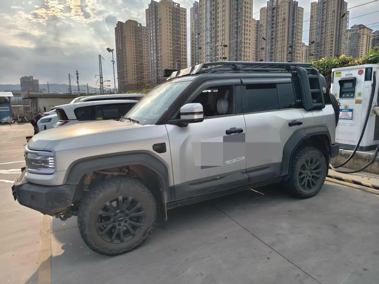 FangChengBao 2023 Leopard 5 1.5T Stepless Pilot Edition Automatic Gear 4