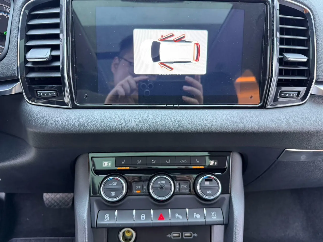 Skoda 2021 Keluoke 1.4TSI TSI280 Deluxe Edition Automatic Gear 9
