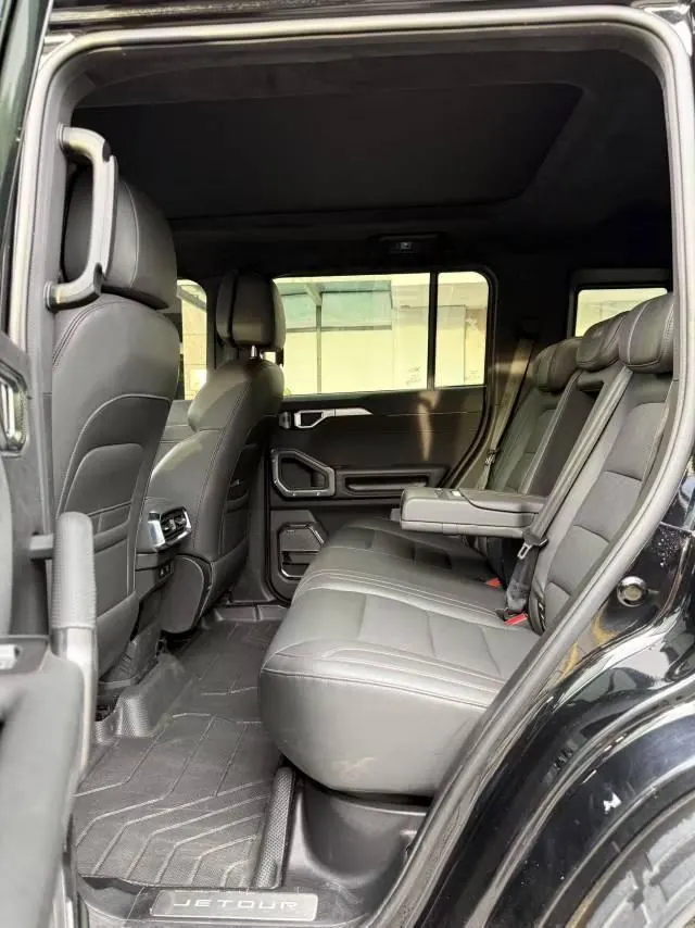 Jetour 2023 Traveler 2.0T Four-Wheel-Drive Cross-Country PRO Automatic 4