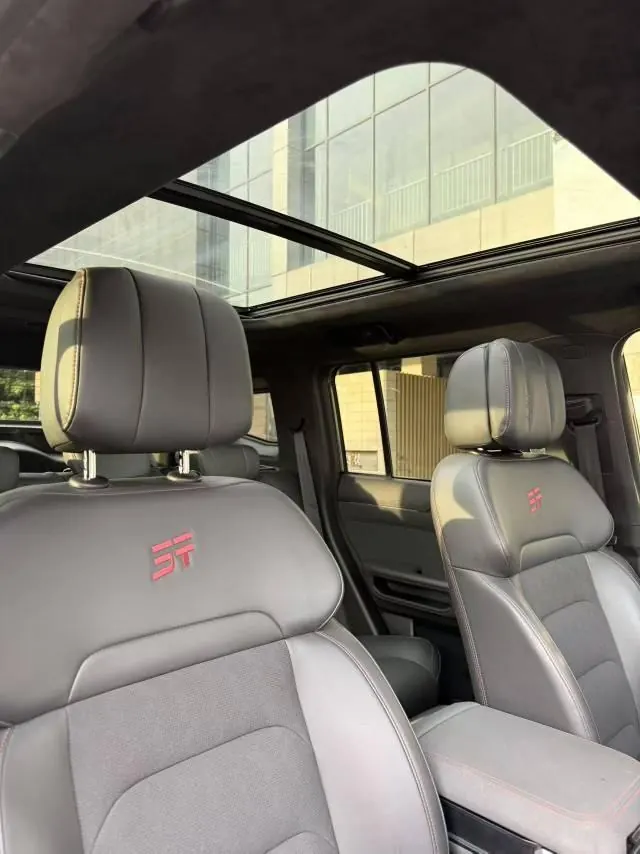 Jetour 2023 Traveler 2.0T Four-Wheel-Drive Cross-Country PRO Automatic 6