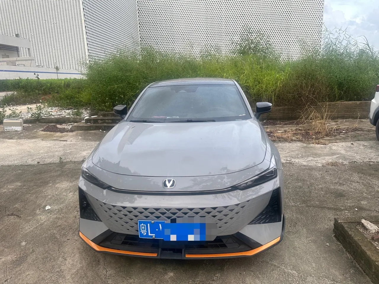 ChangAn 2023 UNI-V 1.5T Smart Pilot Automatic Gear 4