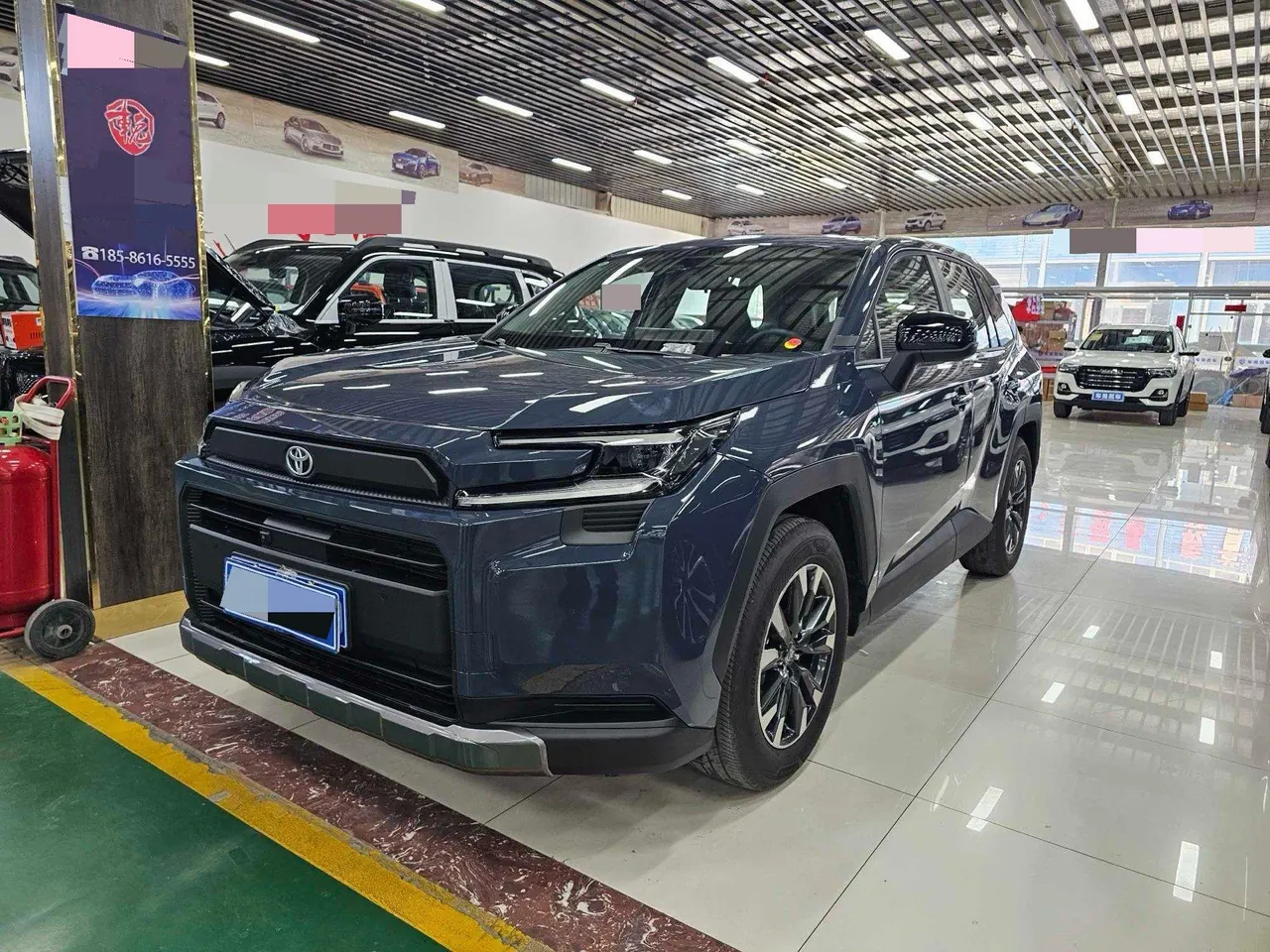 打开图片灯箱:Toyota 2026 RAV4 Rongfang Double Engine 2.0 Stepless Two-Drive Deluxe Automatic Gear