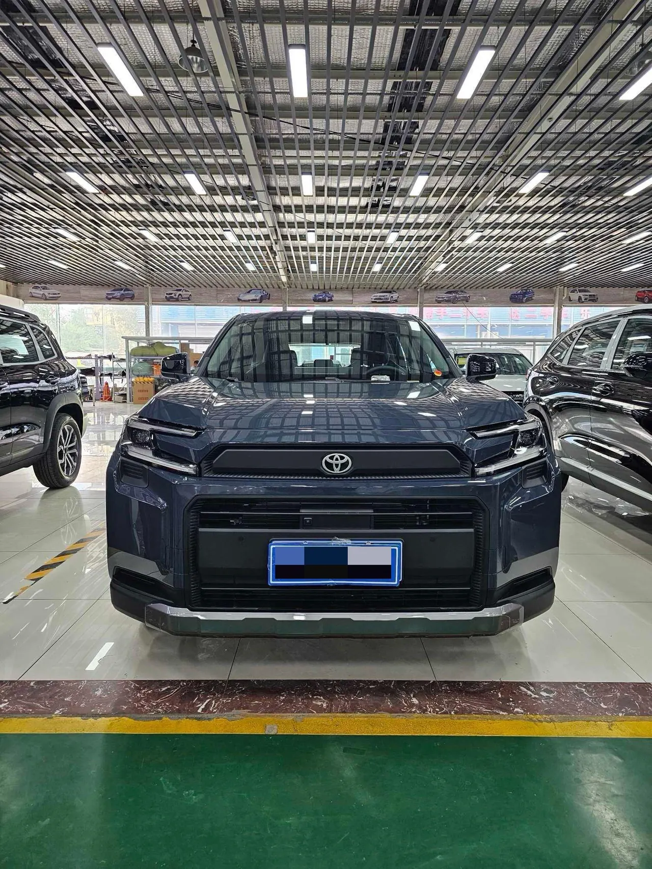 Toyota 2026 RAV4 Rongfang Double Engine 2.0 Stepless Two-Drive Deluxe Automatic Gear 2