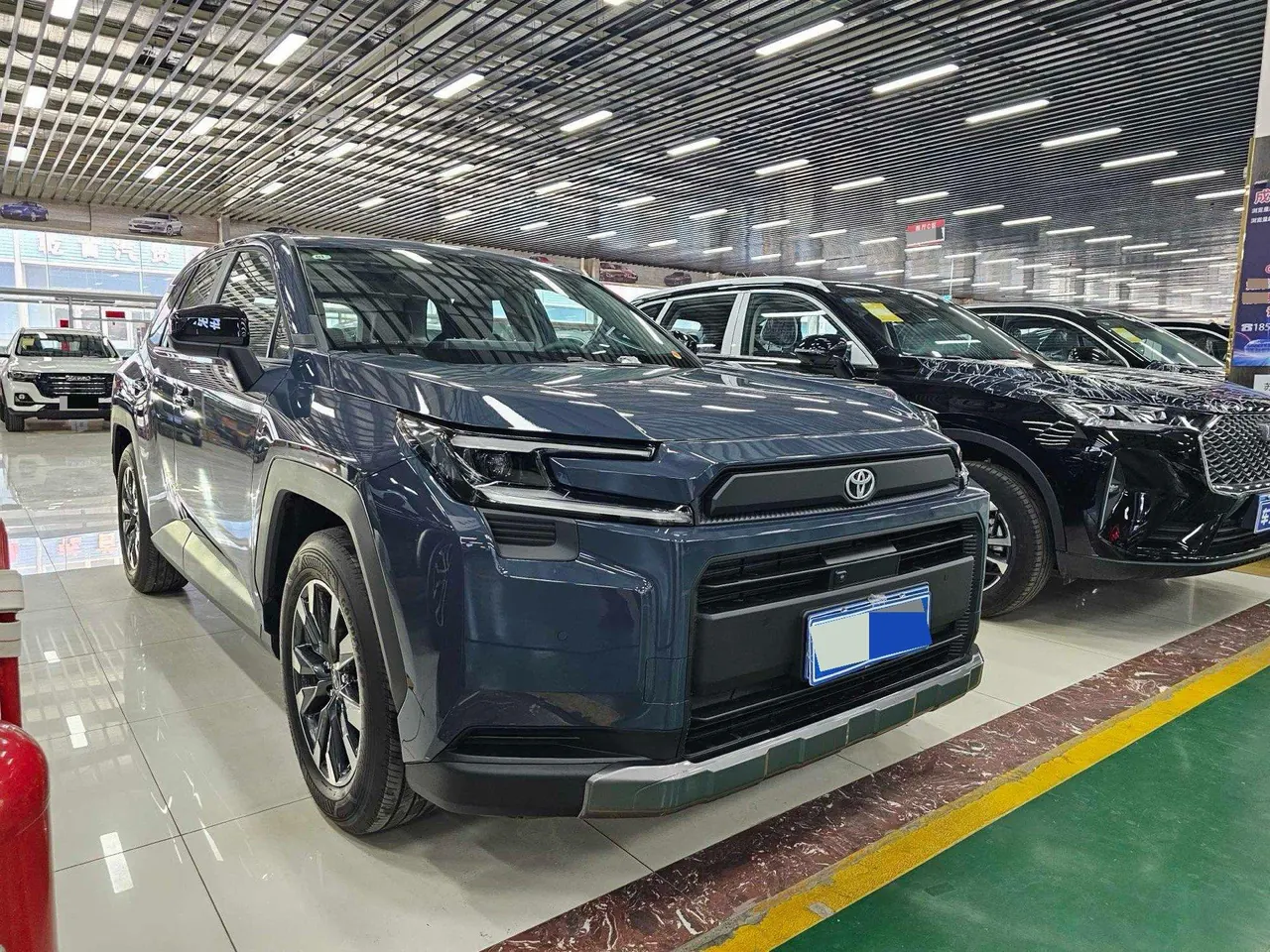 Toyota 2026 RAV4 Rongfang Double Engine 2.0 Stepless Two-Drive Deluxe Automatic Gear 5