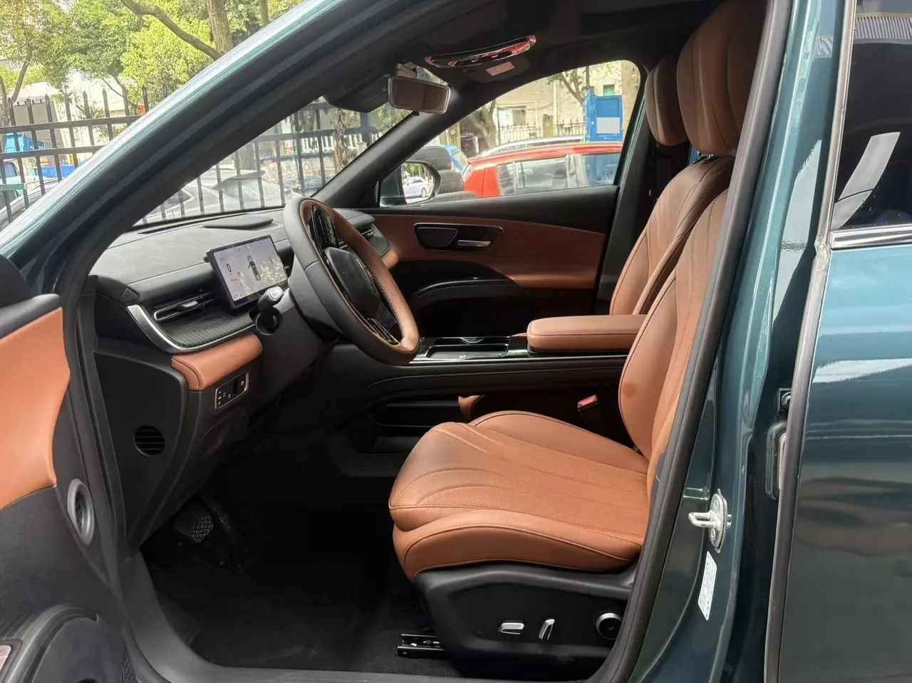 Chery 2026 Ruihu 8 1.6T Leopard Kunpeng Edition Honorable Automatic Gear 2