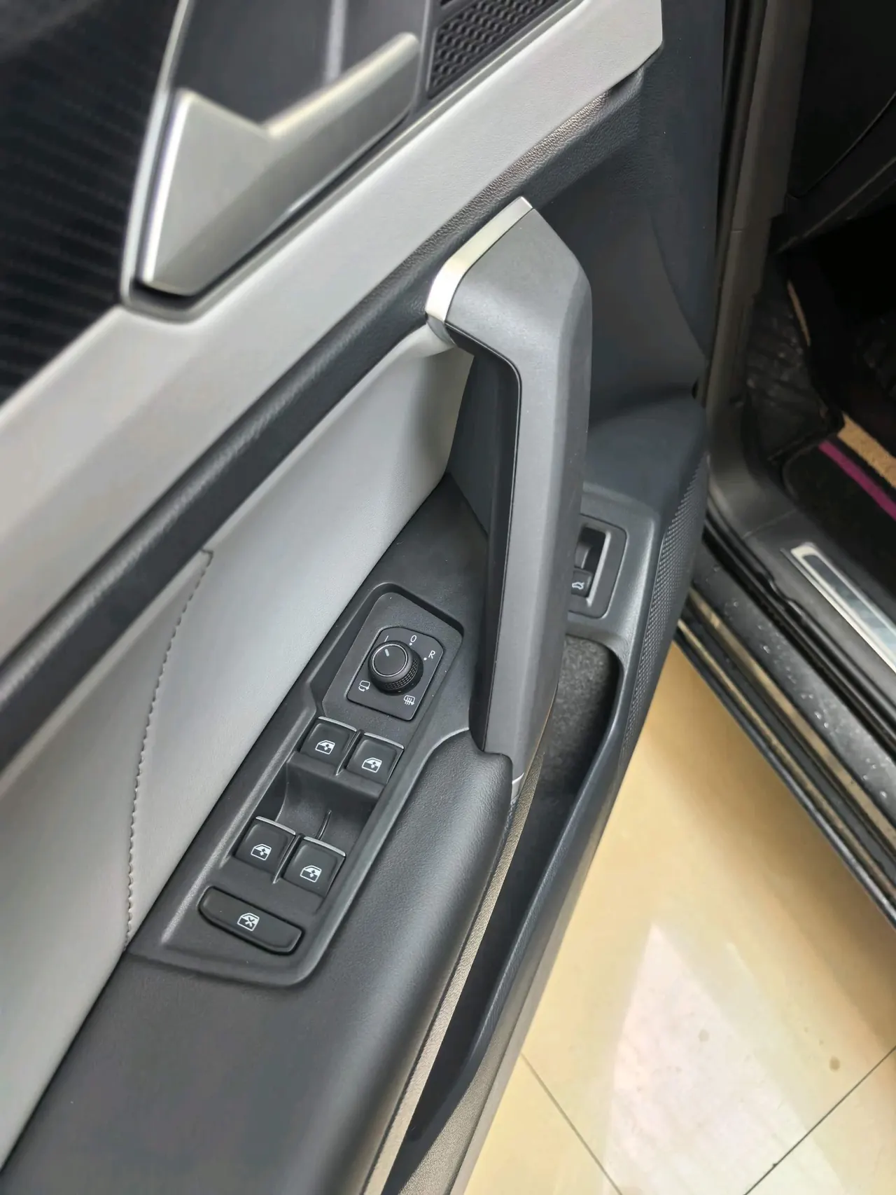 Volkswagen 2023 Tanyue 1.4TSI 280TSI Two-Drive Luxury Plus Advanced Edition Automatic Gear 5