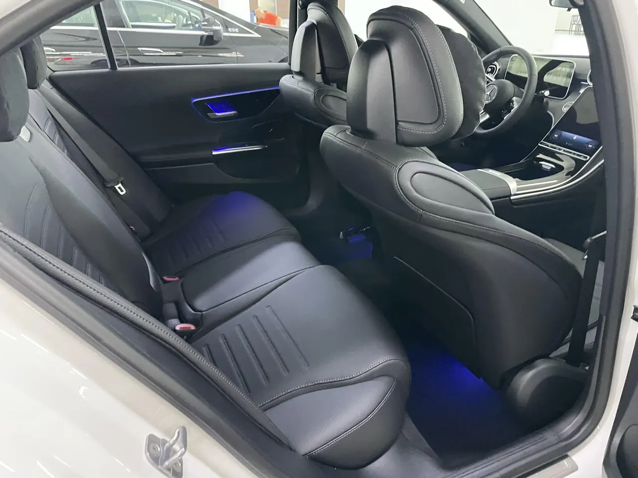 Mercedes Benz Class C 2026 C 200 L 48V 2.0T Sports Edition Automatic Gear 5