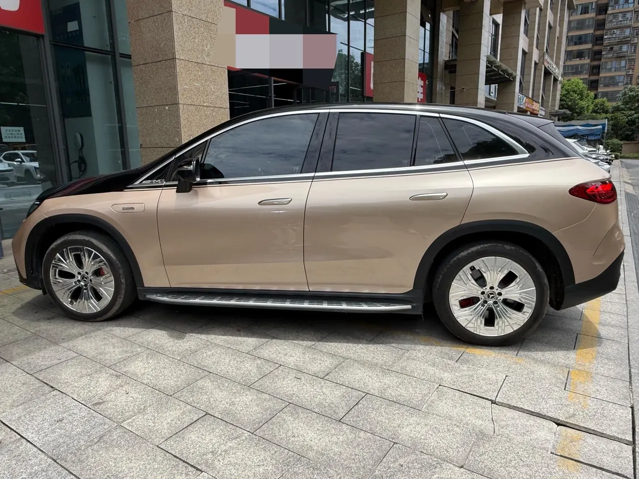 Mercedes Benz 2024 EQE SUV 500 4MATIC EQE SUV 500 4MATIC Deluxe Edition Automatic 4