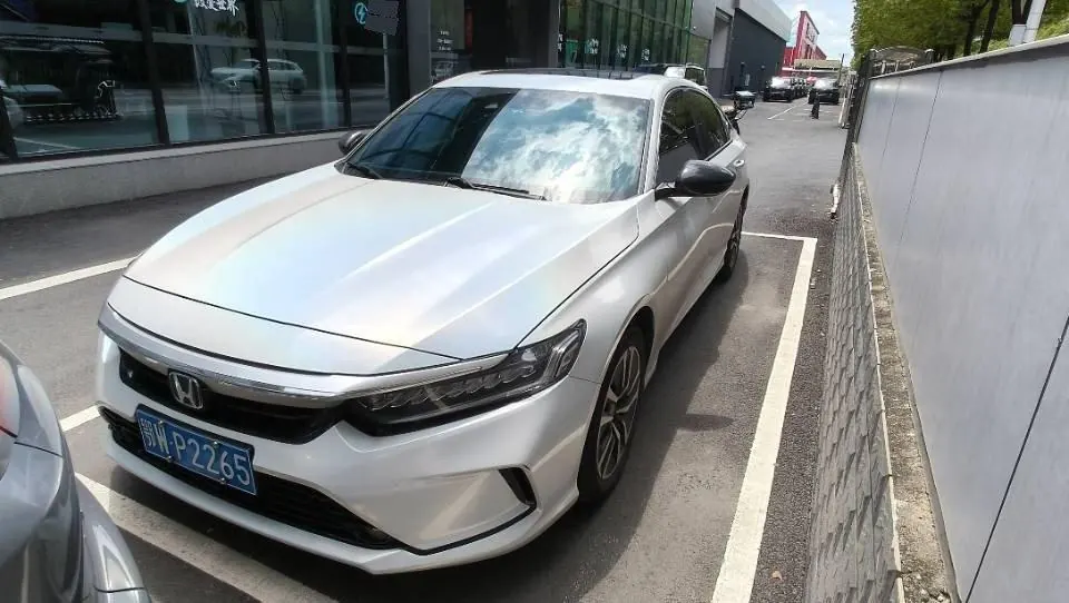 Открыть галерею: Honda 2022 INSPIRE (Yingshi Pai) Hybrid 2.0 Stepless Sharp and Jingya Edition Automatic Gear