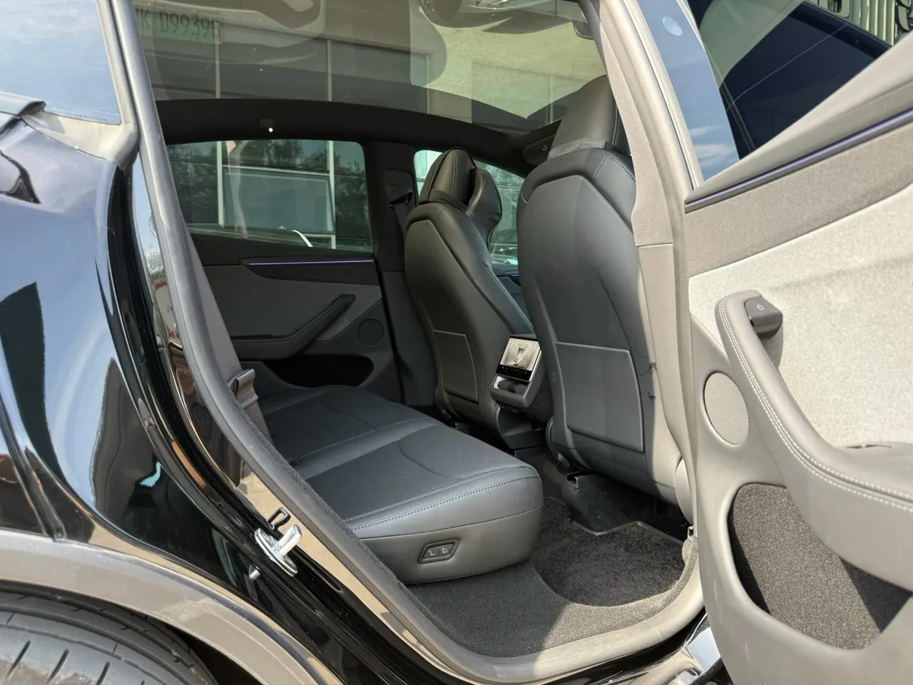 Tesla 2026 Model Y Long Range Rear-Wheel-Drive Automatic 7