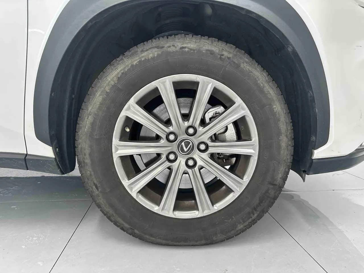 Lexus NX (Imported) 2020 NX200 2.0 Stepless Front Edition Automatic Gear 6