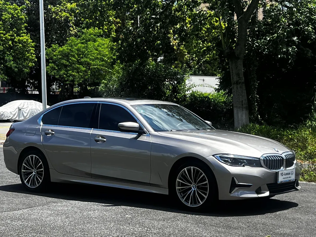 BMW 3 Series 2020 325Li 2.0T First Edition Automatic Gear 3