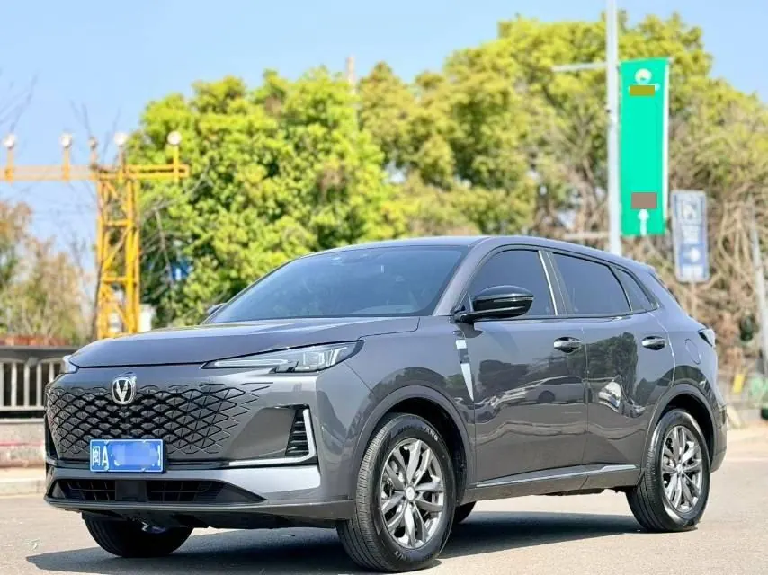 ChangAn 2023 CS55 PLUS 1.5T Light Year Edition Automatic Gear - View 1