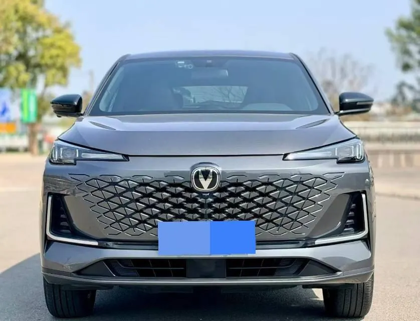 ChangAn 2023 CS55 PLUS 1.5T Light Year Edition Automatic Gear 2