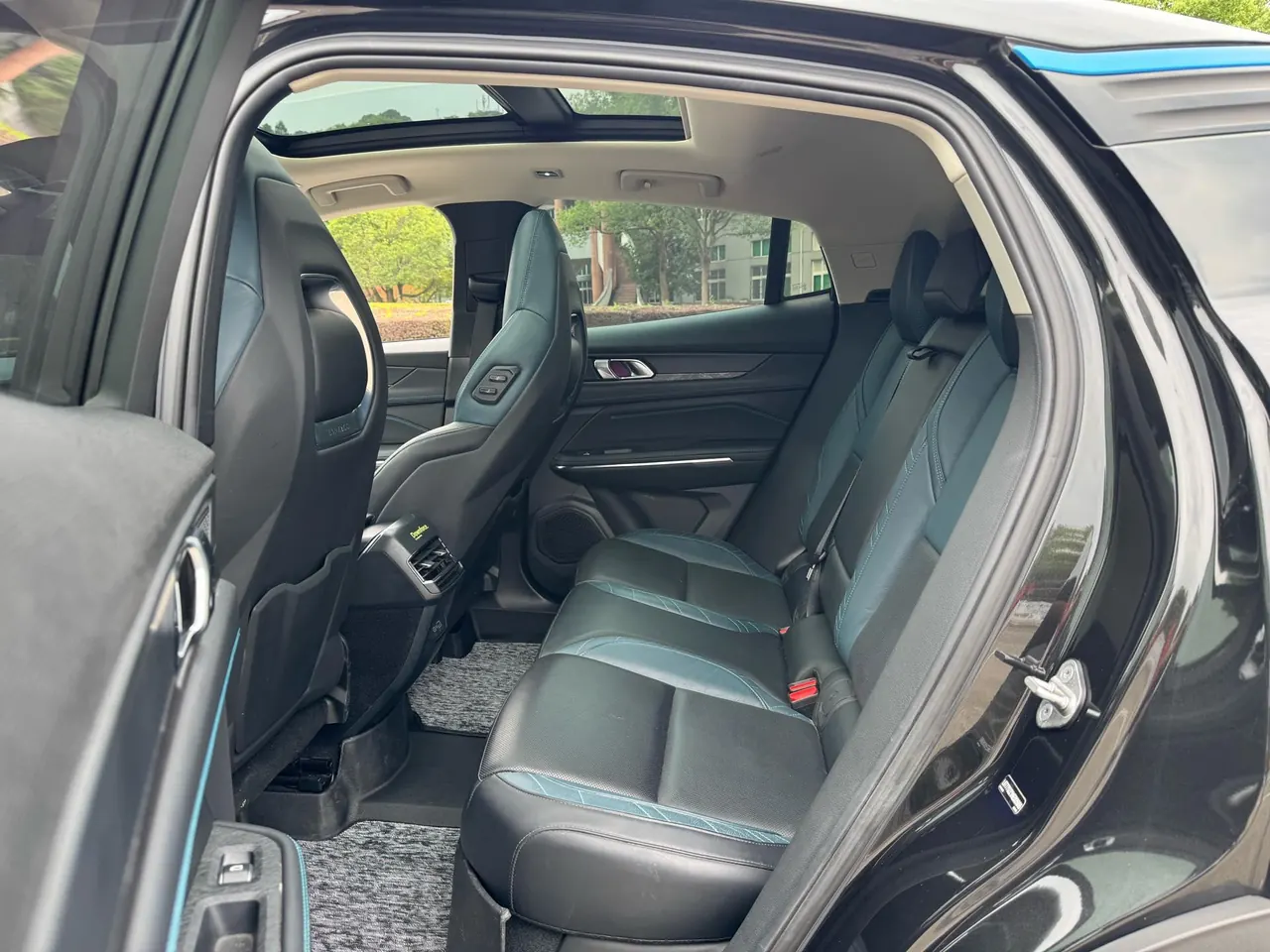 LYNK&amp;CO 2020 LYNK&amp;CO 05 2.0TD Two-wheel Drive Halo Automatic Gear 8