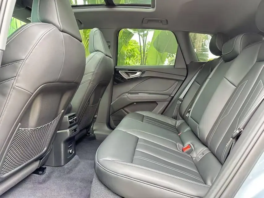 Audi 2023 Q4 e-tron 40 Creation Edition Automatic Gear 8