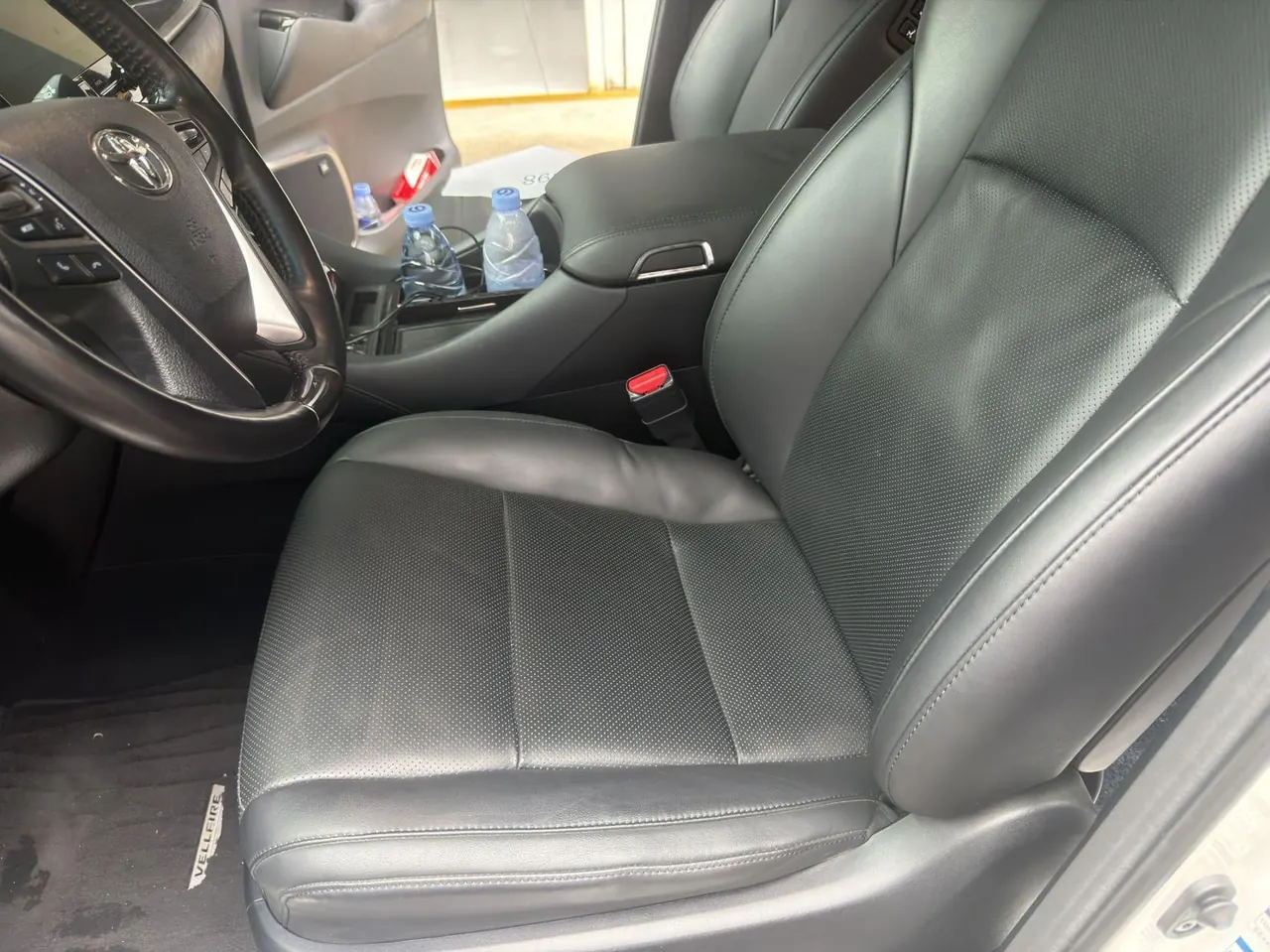 Toyota Wilfa (Imported) 2020 Wilfa 2.5 Stepless HV Deluxe Edition Automatic Gear 4