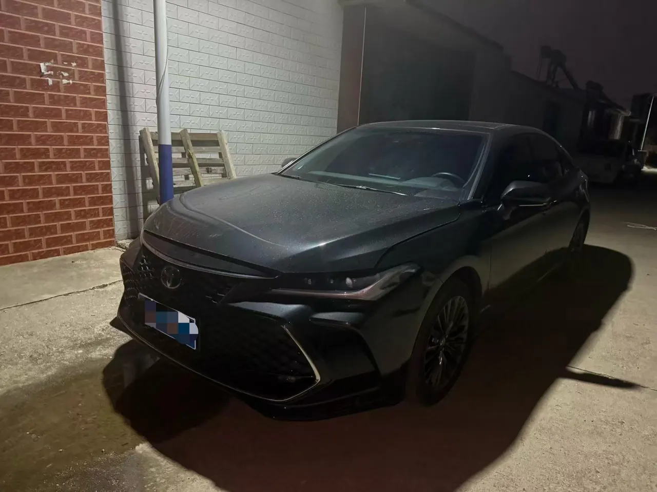 Toyota 2023 Asian Dragon 2.5 Touring Premium Edition Automatic - View 1