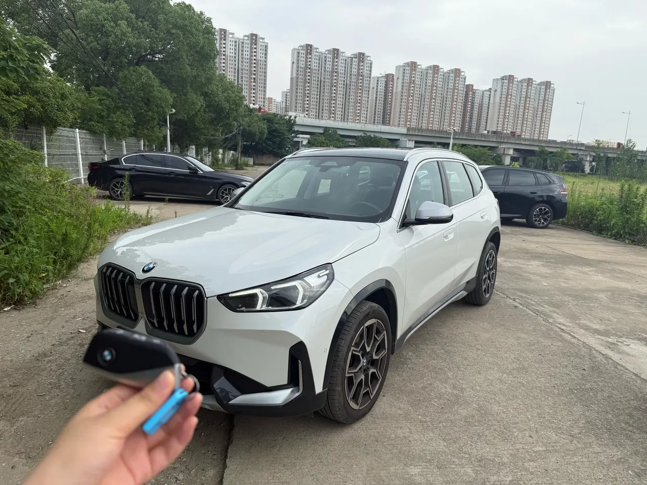 BMW 2024 X1 xDrive25Li 2.0T X design set automatic gear - View 1