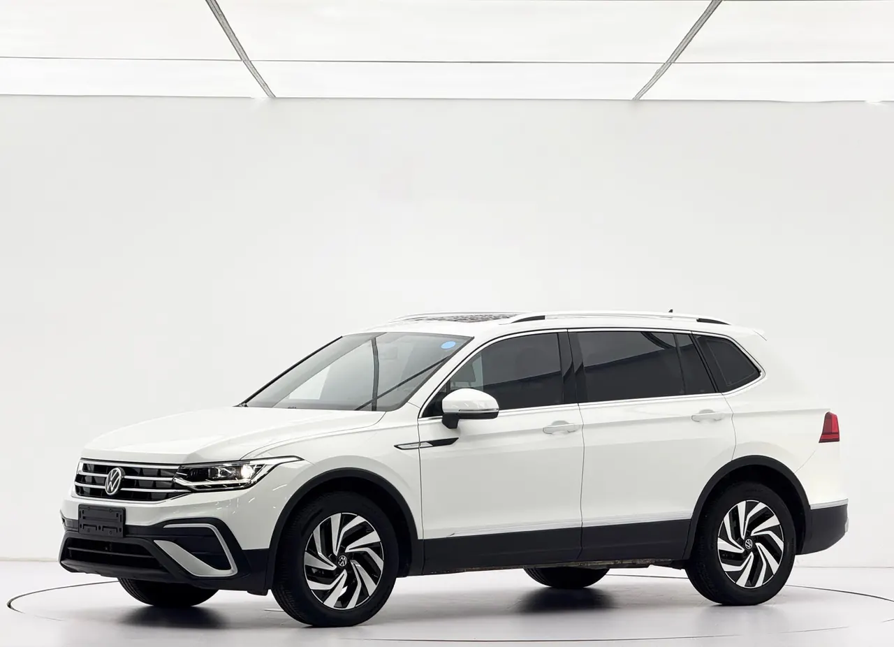 Open image lightbox: Volkswagen 2023 Tiguan L 1.4TSI 280TSI Tide Creation Limited Edition Automatic Gear