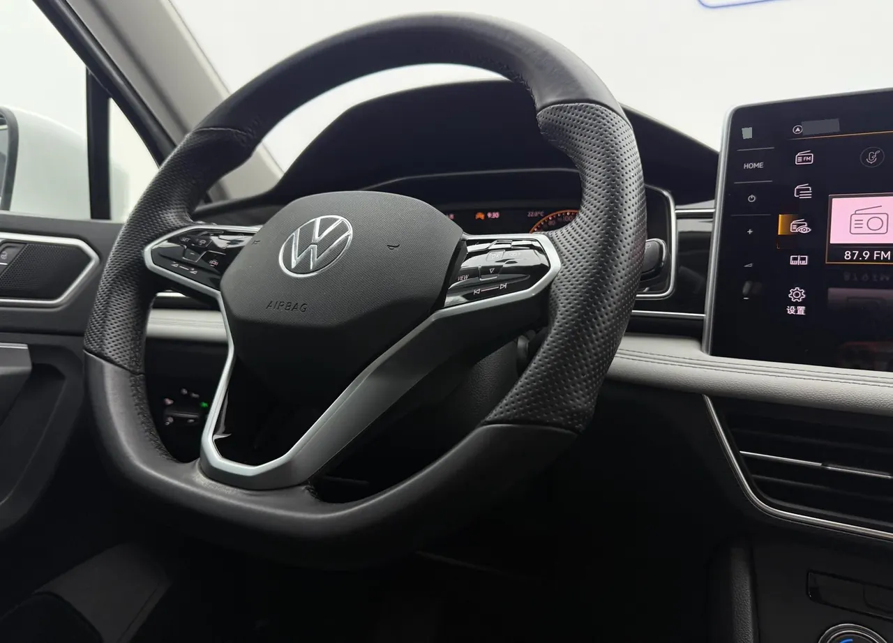 Volkswagen 2023 Tiguan L 1.4TSI 280TSI Tide Creation Limited Edition Automatic Gear 4