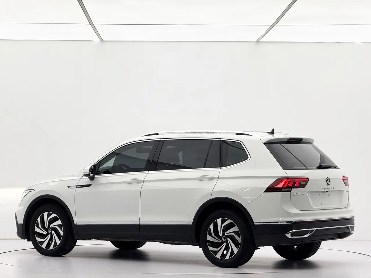 Volkswagen 2023 Tiguan L 1.4TSI 280TSI Tide Creation Limited Edition Automatic Gear 9