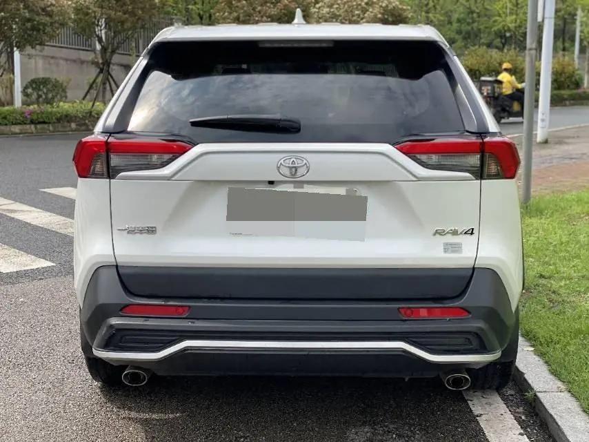 Toyota 2021 RAV4 Rongbo 2.0 Stepless Two-Drive Fashion PLUS Edition Automatic Gear 5