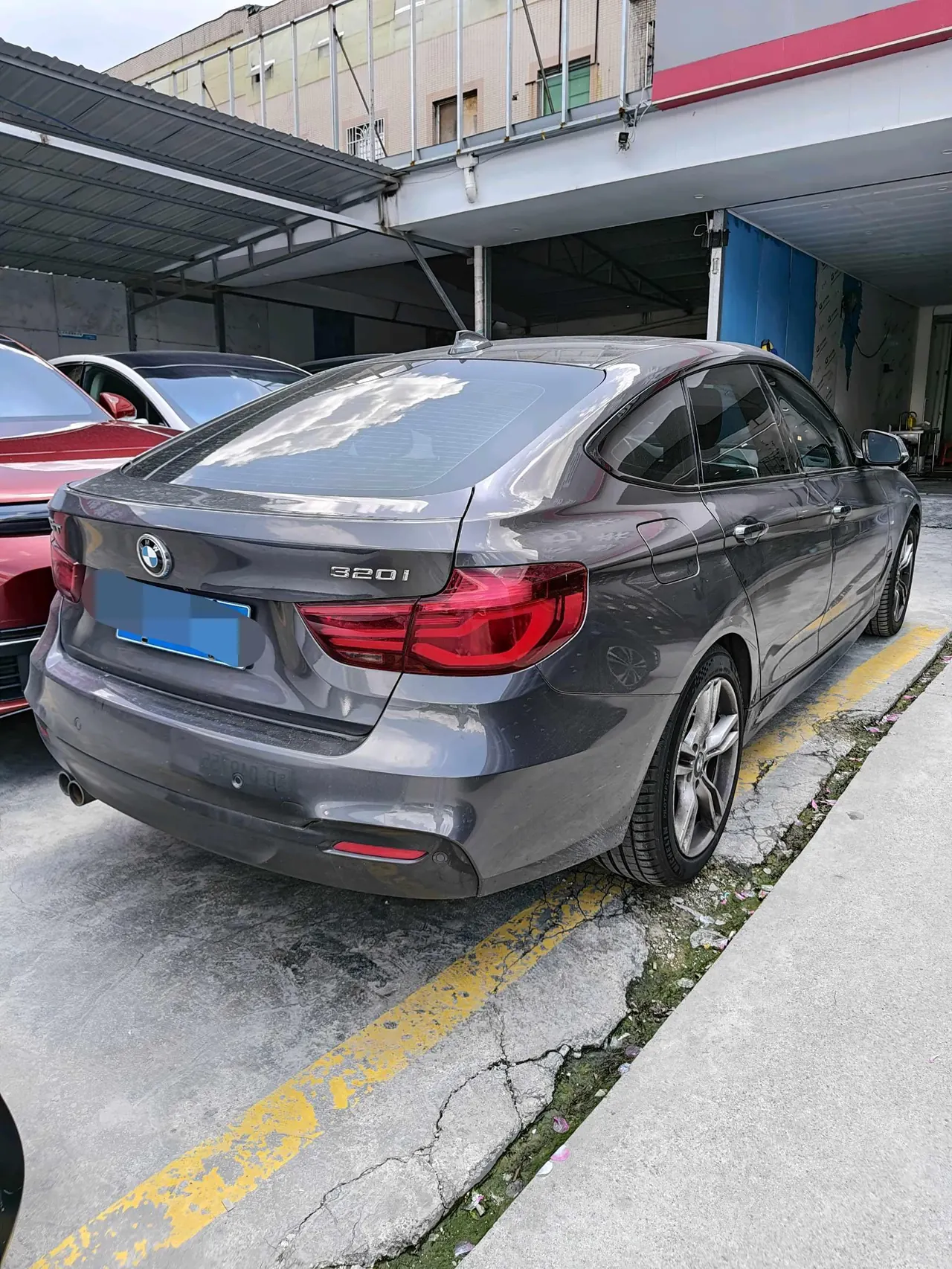 BMW 3 Series GT (Imported) 2020 GT 320i 2.0T M Sports Suit Automatic Gear 6