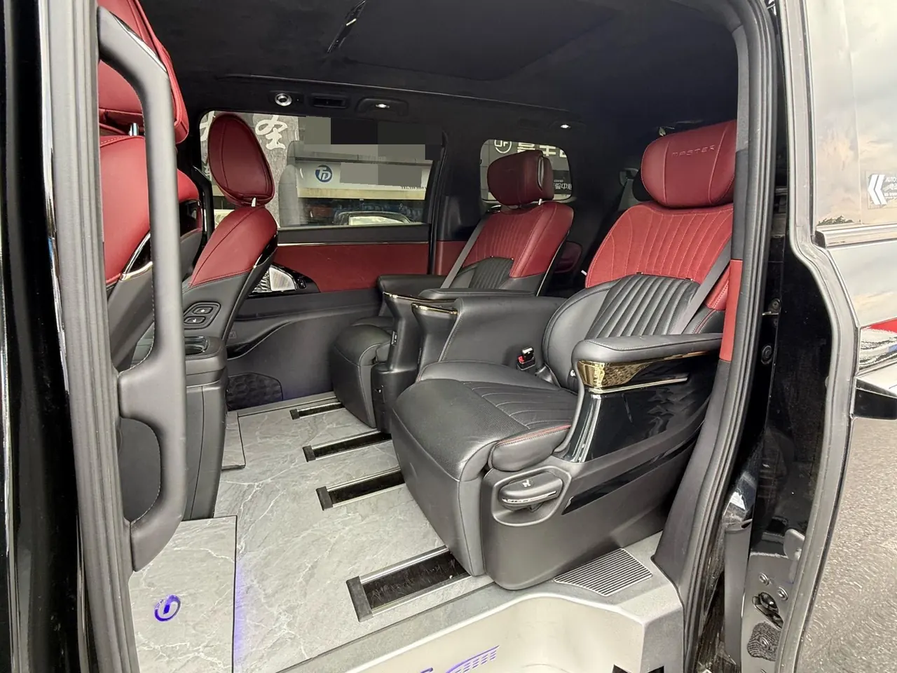 GAC Trumpchi 2024 M8 2.0T 400T Grandmaster Series Supreme‑Grade Automatic 4