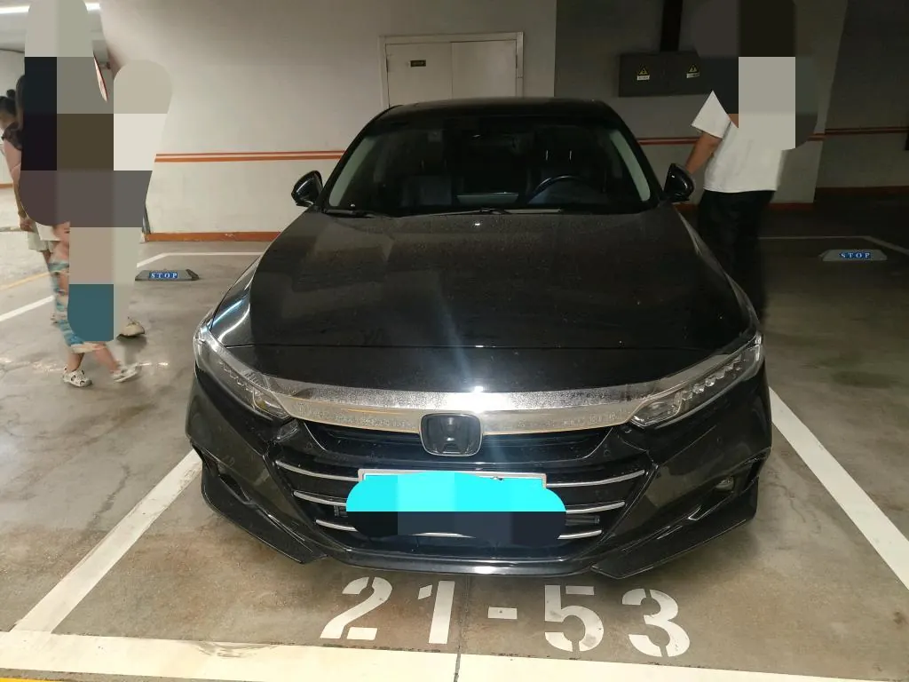 Honda 2022 10th Generation Accord 1.5T Stepless 260TURBO Deluxe Automatic Gear 2