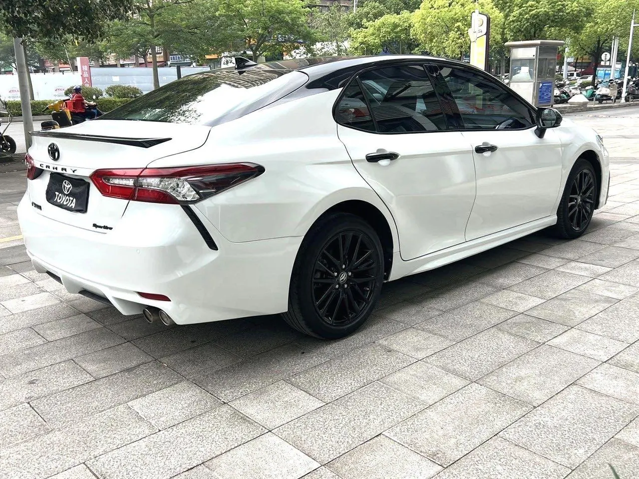 Toyota 2022 Camry 2.0S Stepless Knight Edition Automatic Gear 3