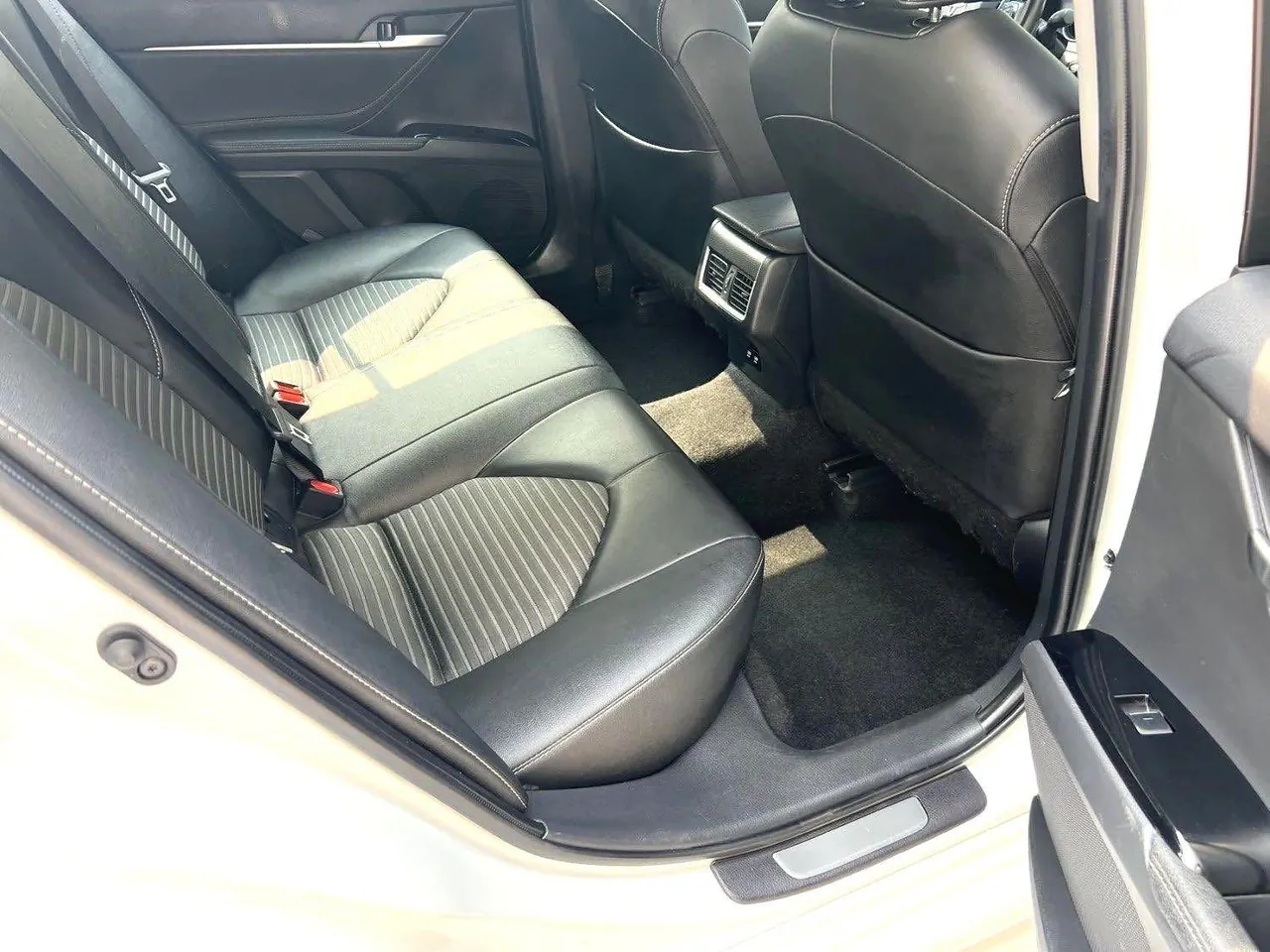 Toyota 2022 Camry 2.0S Stepless Knight Edition Automatic Gear 8