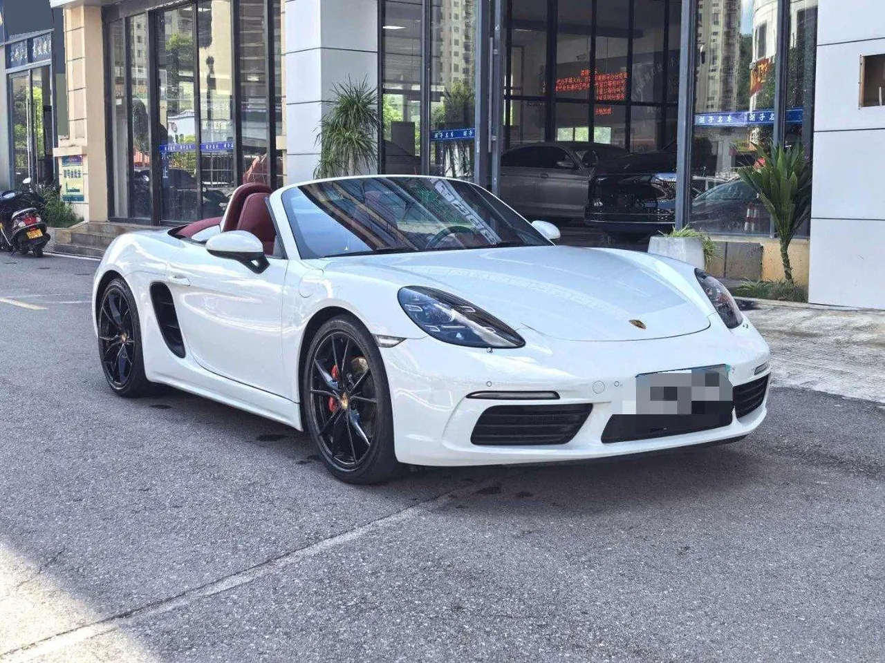 Porsche 718 (Imported) 2020 718 Boxer 2.0T Automatic 3