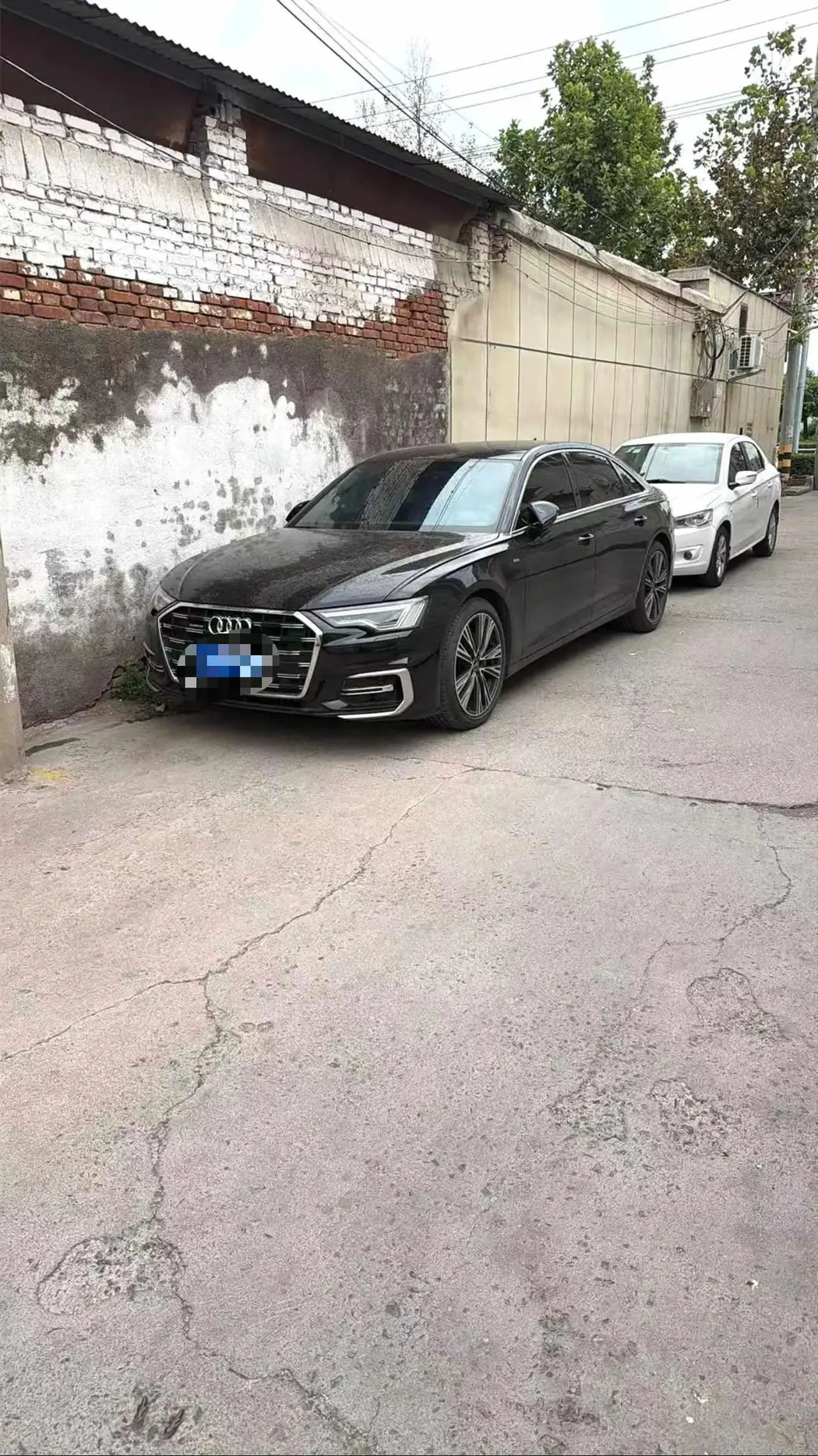 Audi 2024 A6L 2.0TFSI 45TFSI Quattro Selected Dynamic Automatic - View 1