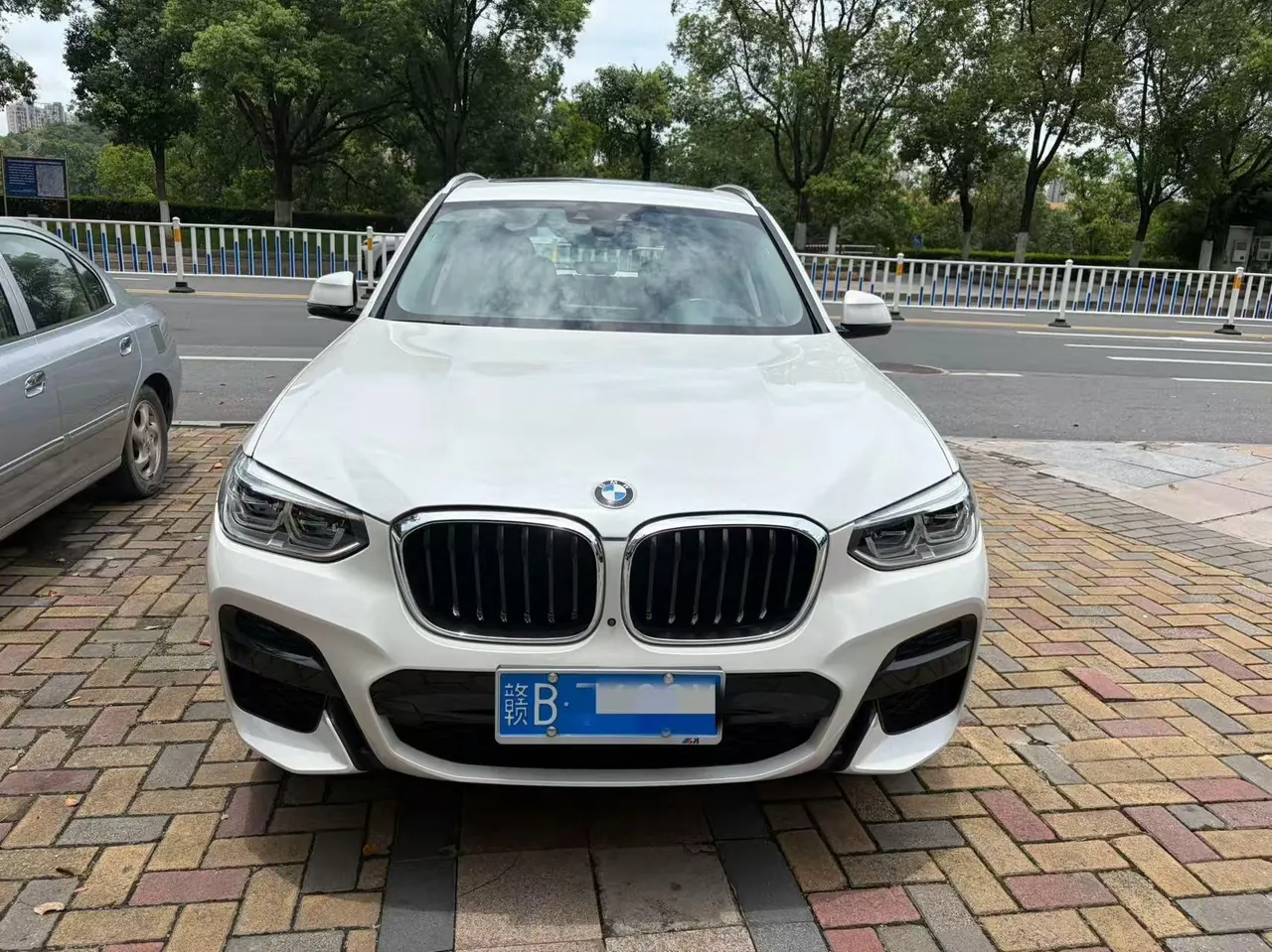 BMW 2020 X3 xDrive25i 2.0T M sports suit automatic gear 2
