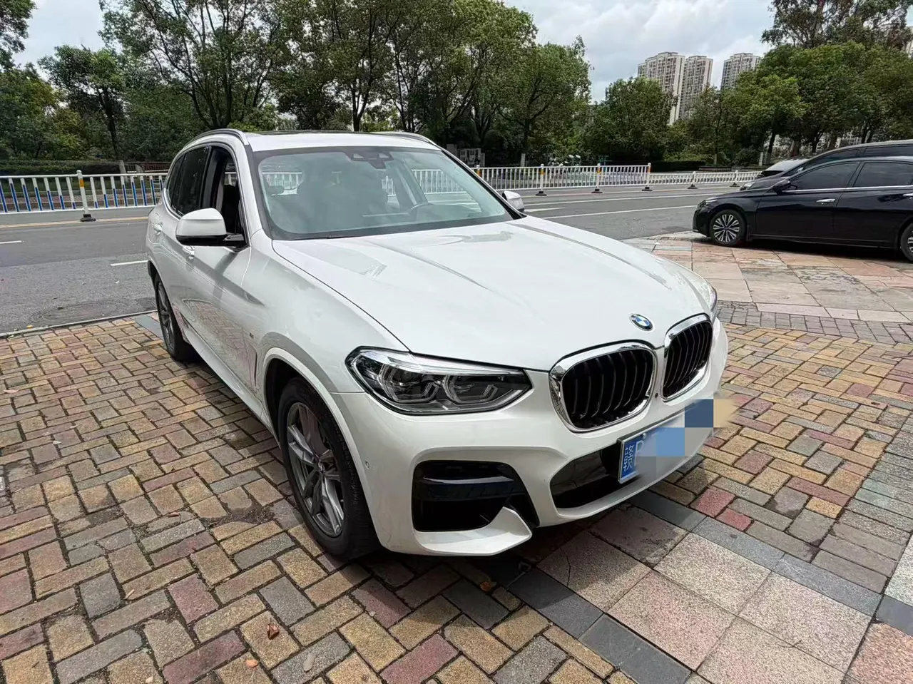 BMW 2020 X3 xDrive25i 2.0T M sports suit automatic gear 3