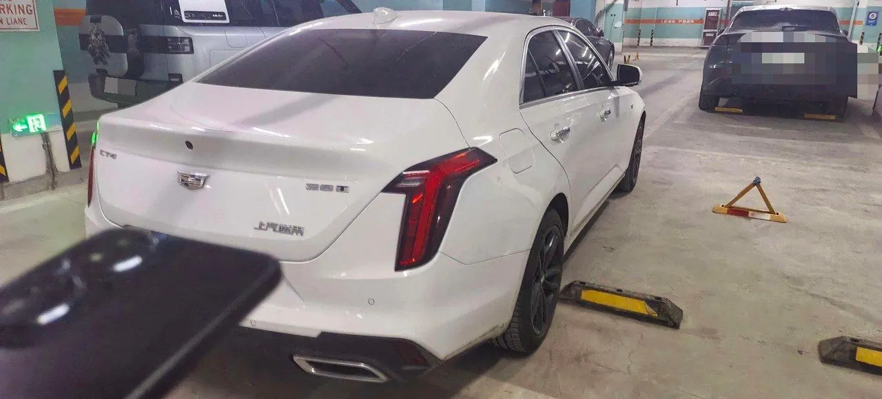 Cadillac 2022 CT4 2.0T 28T luxury automatic gear 4