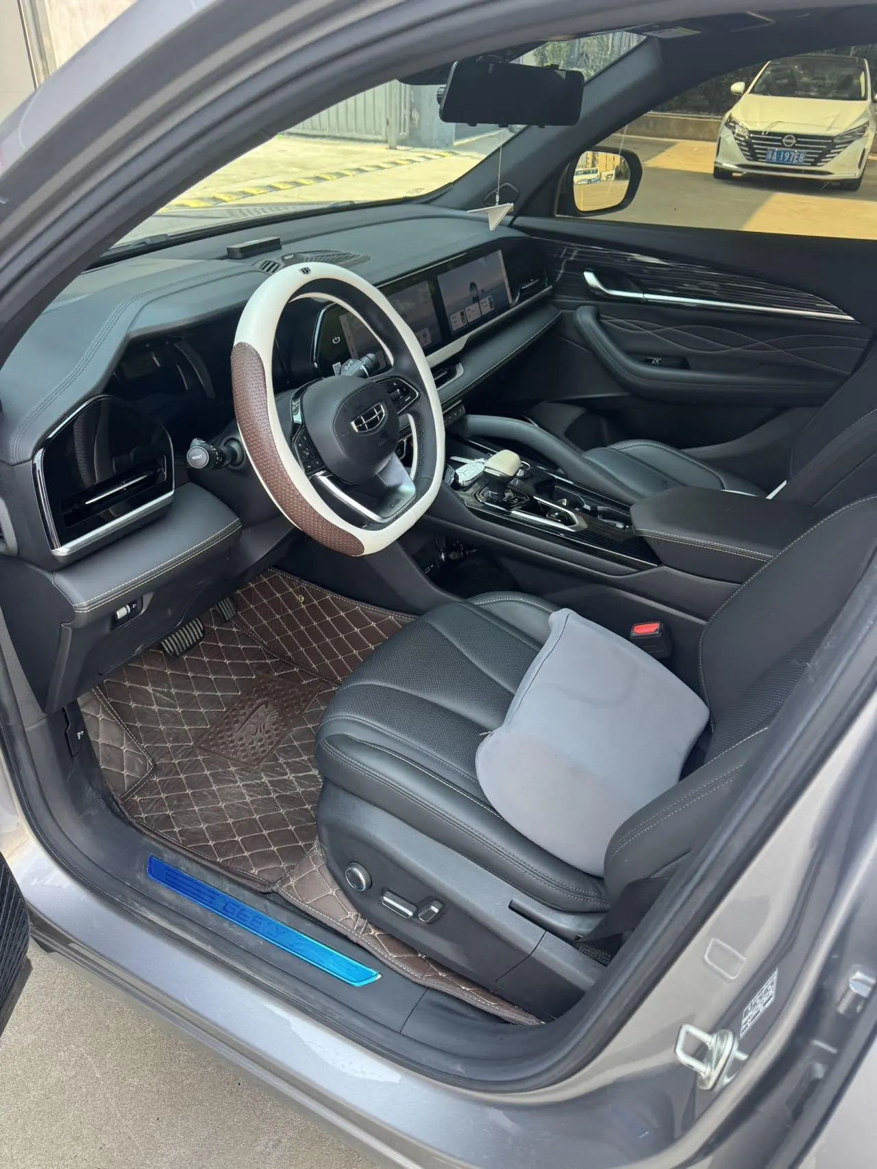 Geely 2024 XingyueL (Monjaro) 2.0TD EVO Two-Drive Long Wind Edition Automatic Gear 2