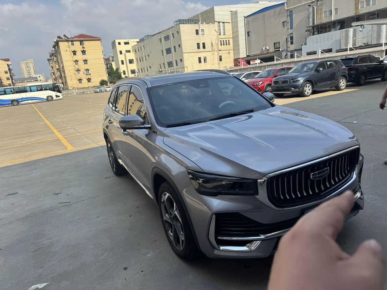 Geely 2024 XingyueL (Monjaro) 2.0TD EVO Two-Drive Long Wind Edition Automatic Gear 5