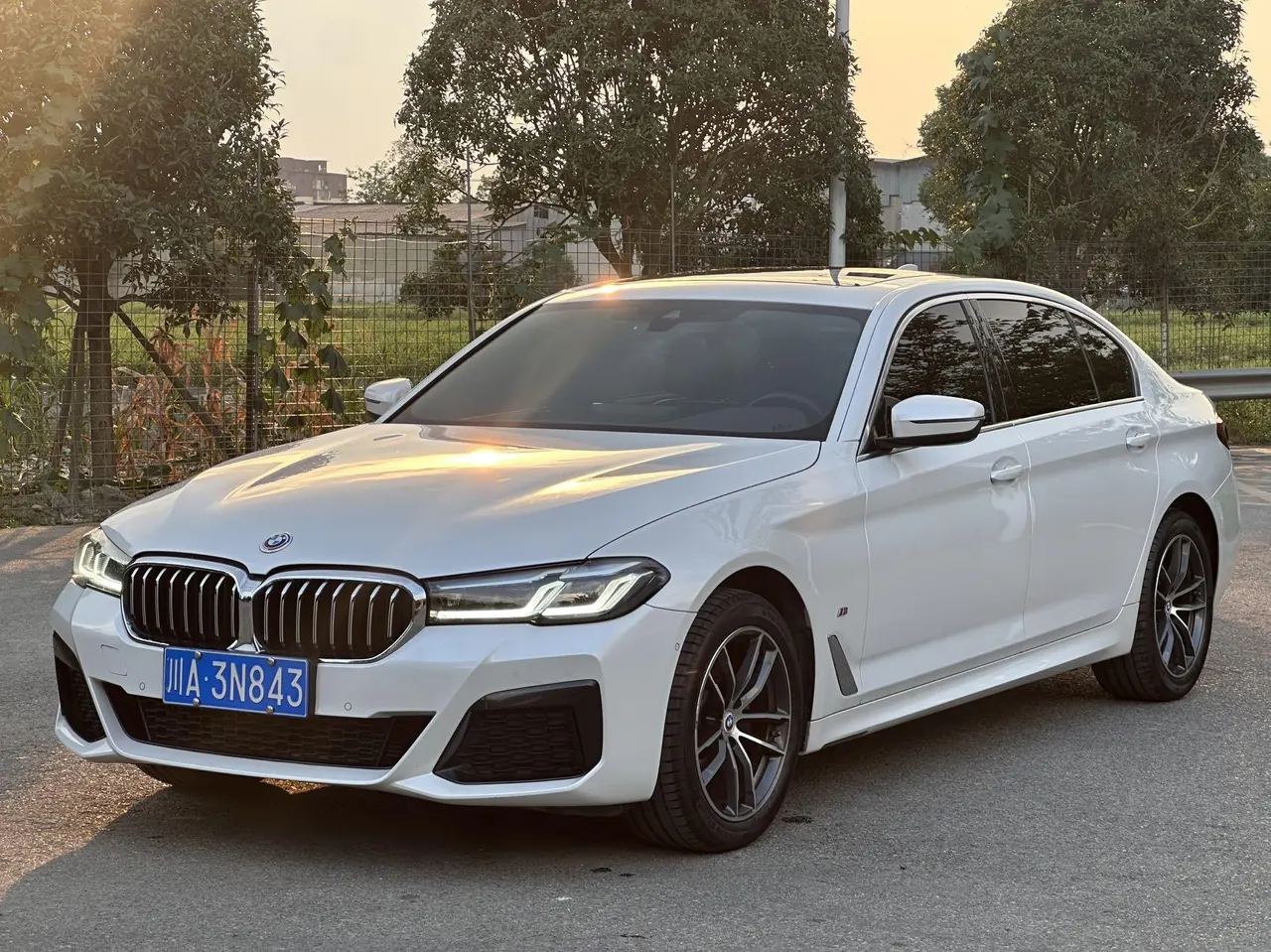 BMW 5 Series 2022 525Li 2.0T M Sports Suit (Change 2) Automatic Gear 3