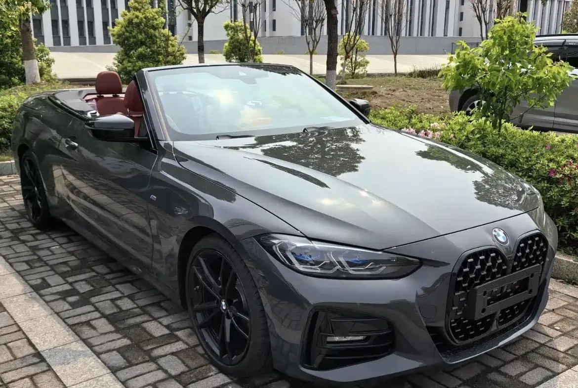 BMW 4 Series (Imported) 2023 425i Convertible Coupe 2.0T M Sports Obsidian Night Suit Automatic Gear 2
