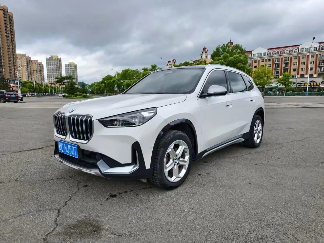 BMW 2023 X1 sDrive20Li 1.5T X Design Package Automatic Transmission - View 1